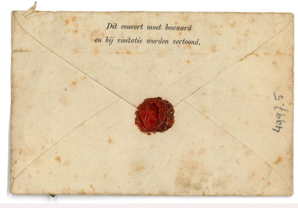 IJkkantoor Rotterdam, IJkrapport bij gewichtdoos, Envelop met lakzegel en beschrijving gewichten, 10 december 1885 FOTO Amsterdam museum, obj.nr. 4977.5